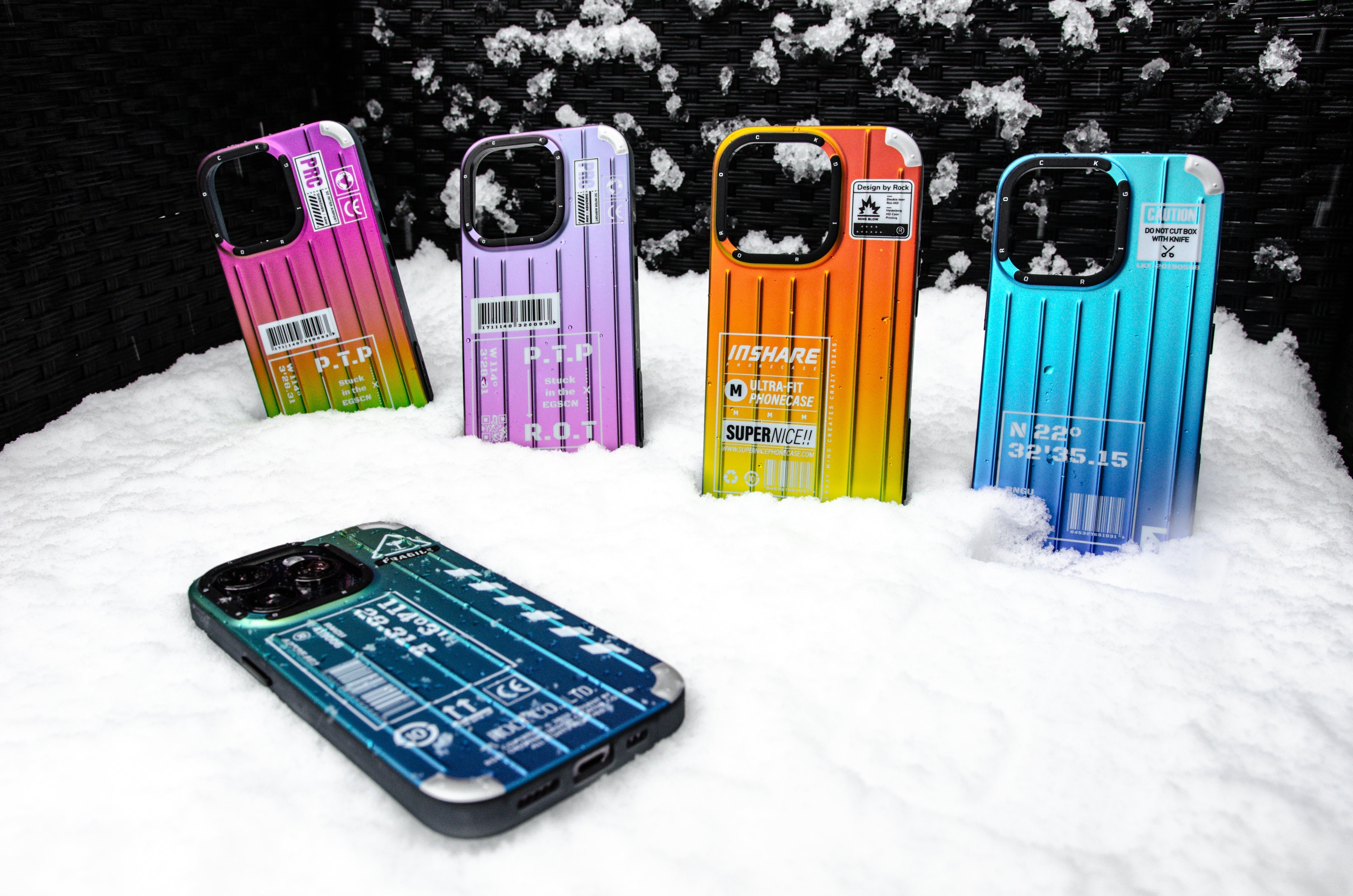 Entdecke die Faszination unserer Koffer-Style Handyhüllen